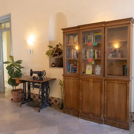 Ananke Bed and breakfast